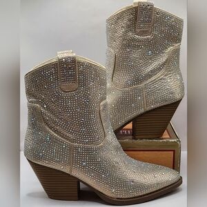 Forever Women's  Cowgirl Heeled Ankle Boots Full Rhinestone Embellishment Size 9